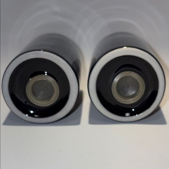 Elegant Black Ceramic Salt and Pepper Shakers - Picture 4 of 4